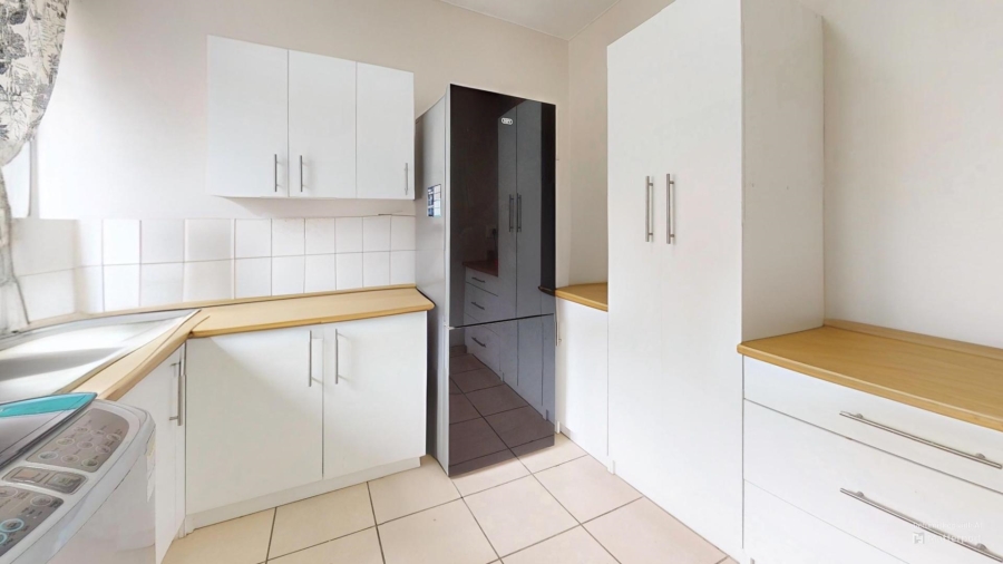 2 Bedroom Property for Sale in Sidwell Eastern Cape